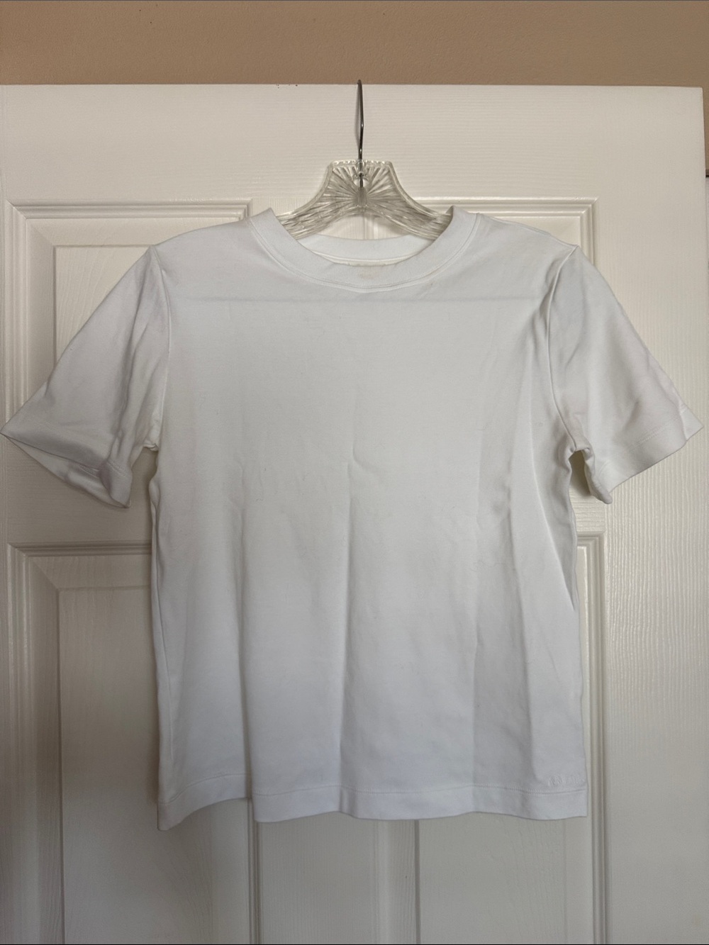 Aritzia Babaton Function White T-Shirt 2XS